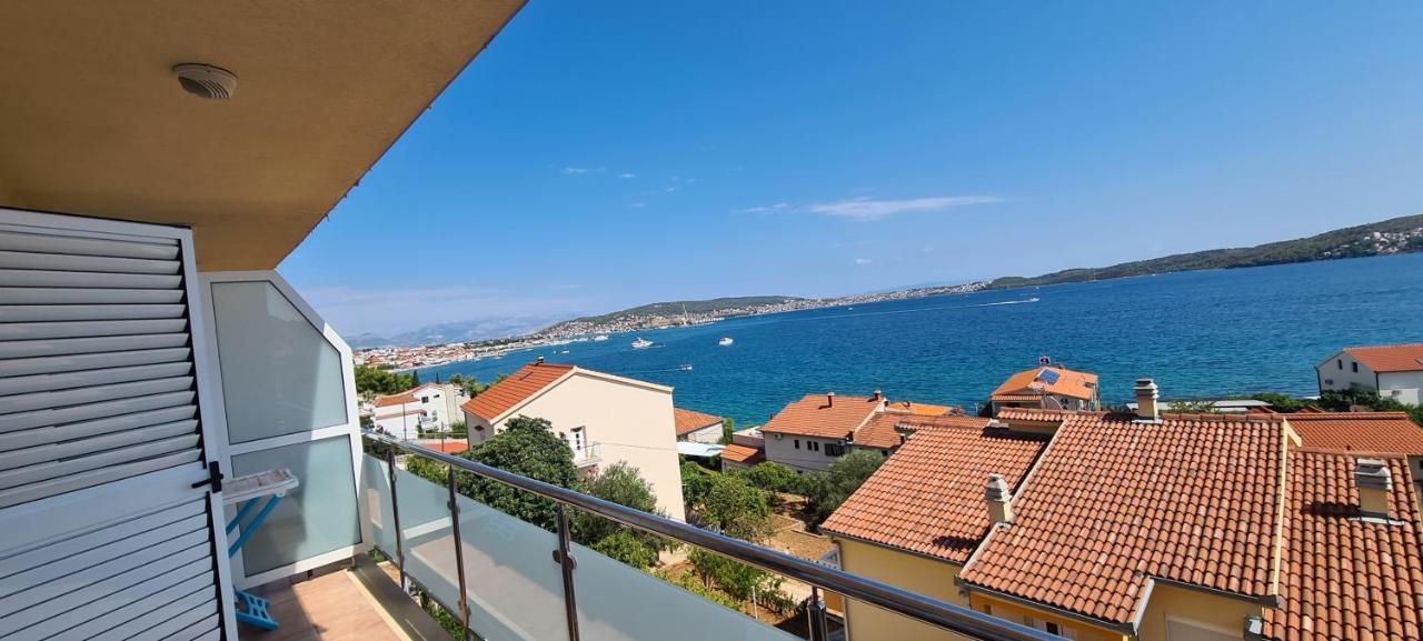 Apartmani Gizela Seget Donji Exterior photo