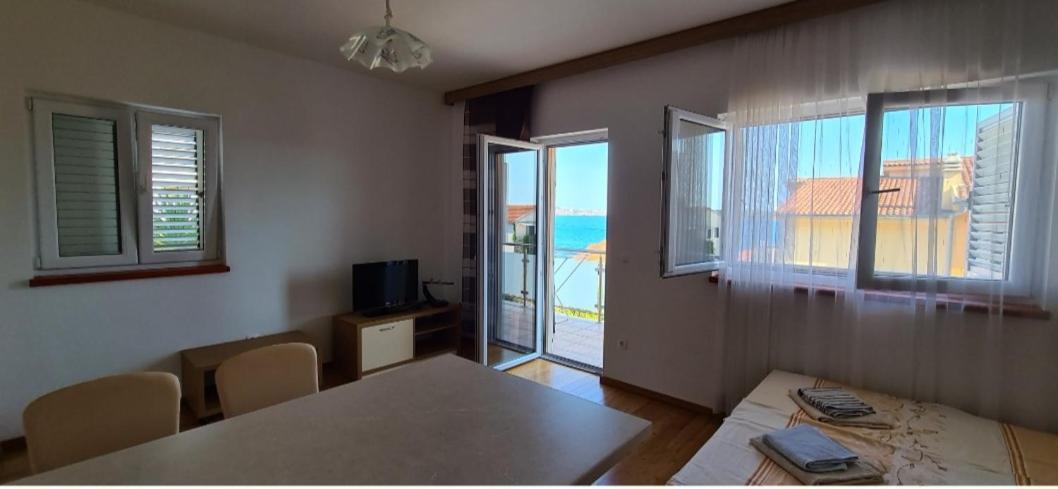 Apartmani Gizela Seget Donji Room photo