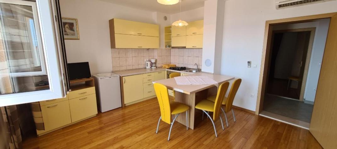 Apartmani Gizela Seget Donji Room photo